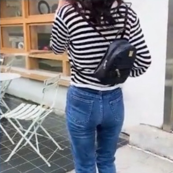 Small Mini Sized Backpack - Picture 3 of 3